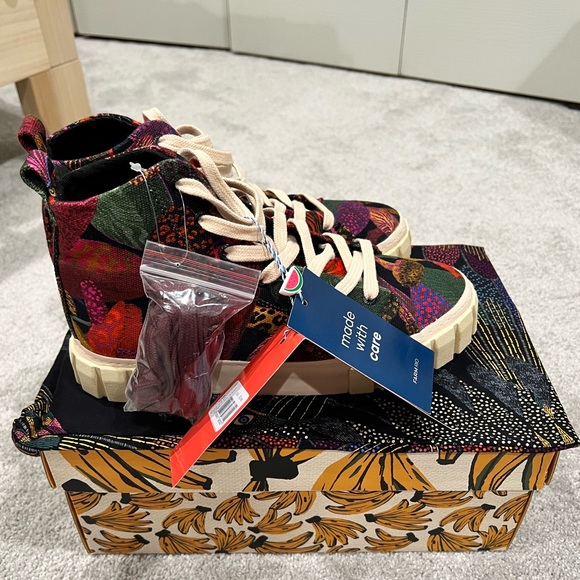 NWT Farm Rio Black Leopard Mushroom Flatform Sneaker - Picture 3 of 6